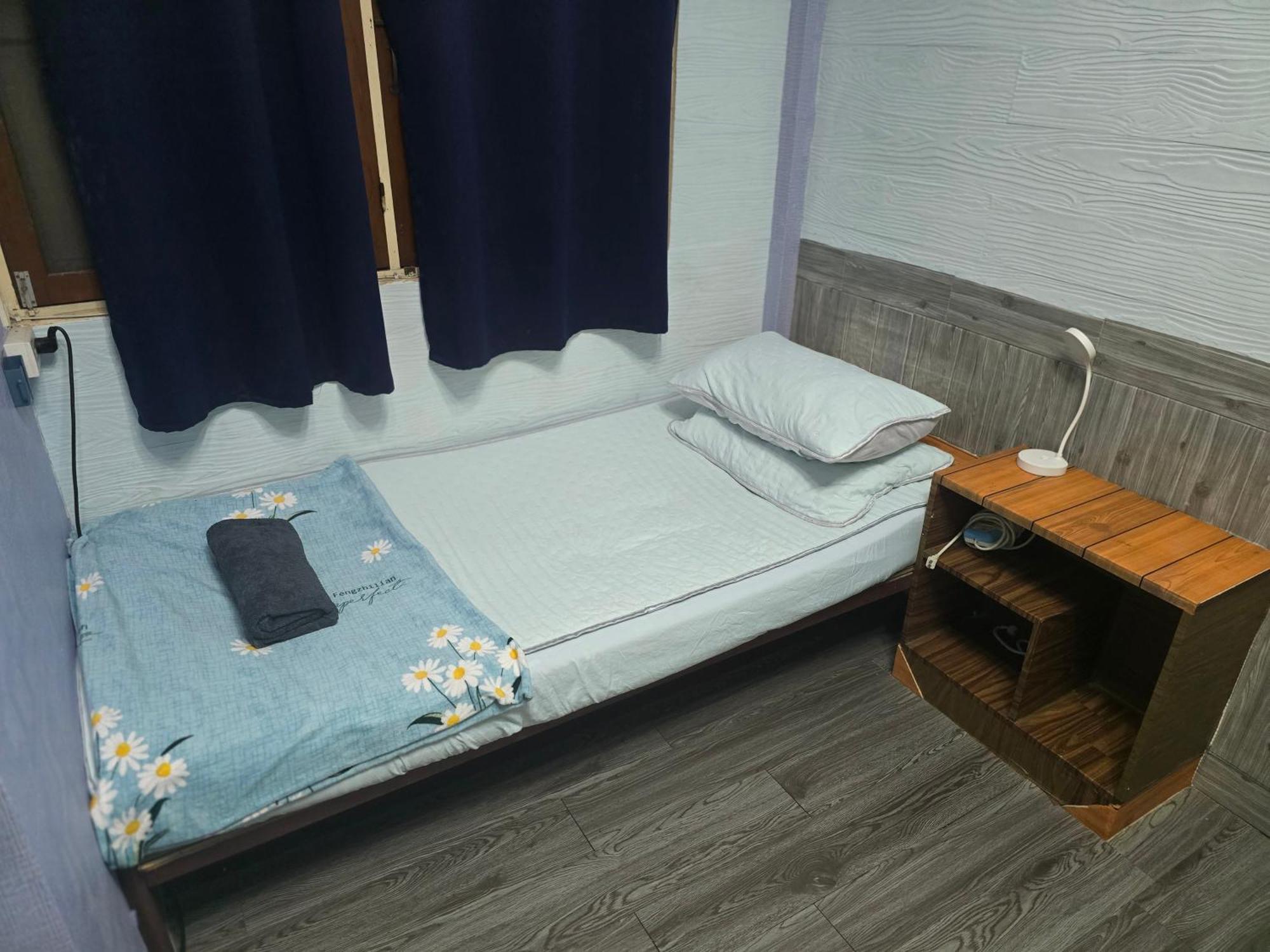 204 Olan Place Spacious With Wi-fi Near Bts Skytrain Apartment